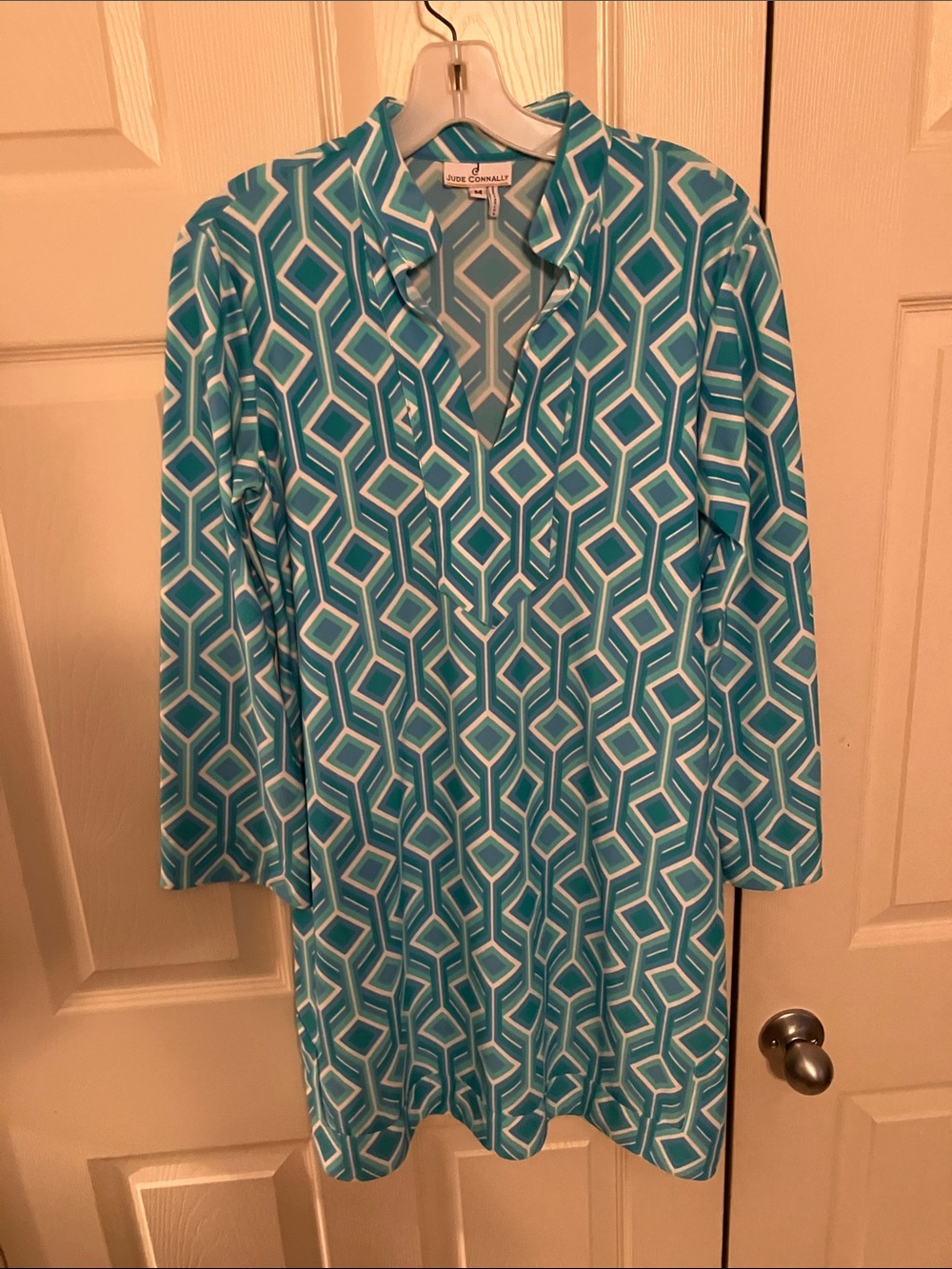 Jude Connally Turquoise and White Geometric Long Sleeve Shift Dress